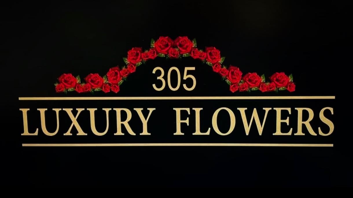 305 Luxury Flowers